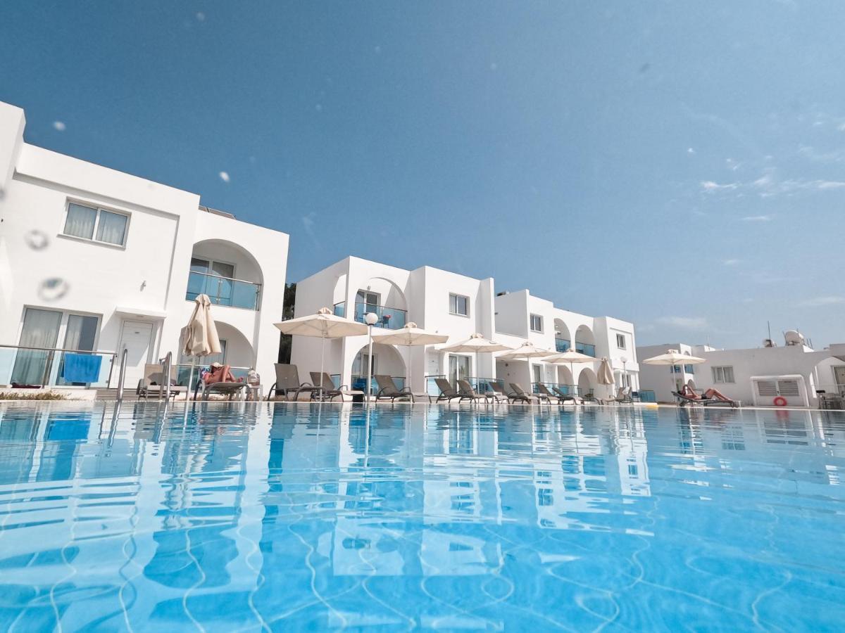 Kaos Hotel Apartments Ayia Napa Bagian luar foto