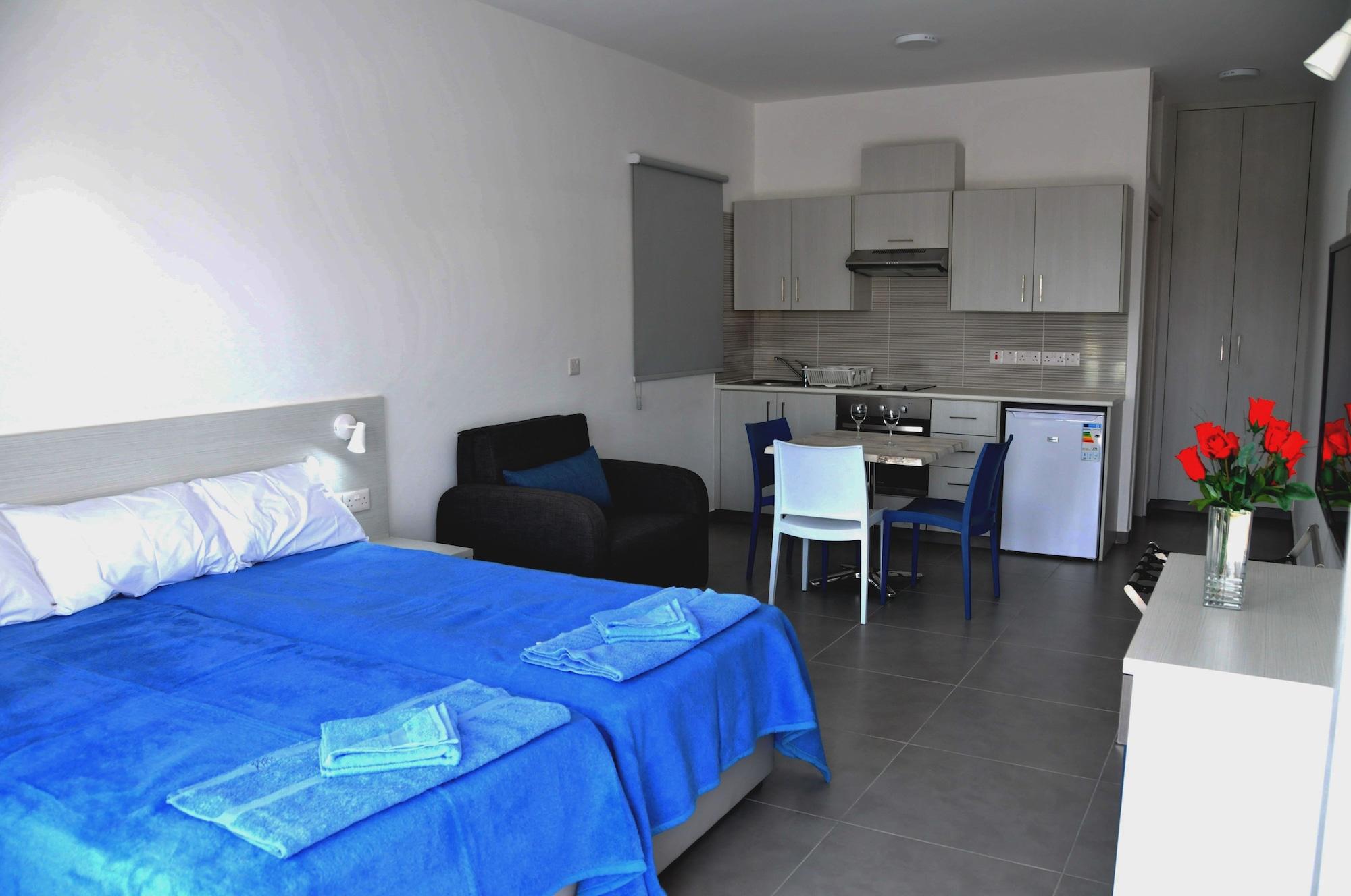 Kaos Hotel Apartments Ayia Napa Bagian luar foto